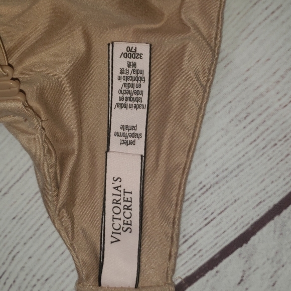 Victoria's Secret Body by Victoria Perfect Shape Nude Bra 32 DDD 32F - Picture 8 of 8